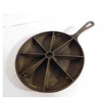 Cast Iron Cornbread Wedge Skillet, 9'