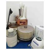 Kitchen Appliances, variety (8)