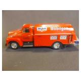 1995 First Gear 1/34 Scale Die Cast Metal 1957