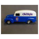 1995 ERTL Die Cast Metal 1951 GMC Old Style Panel