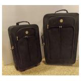 Travelers Club 2-Piece Black Soft-side Luggage Set
