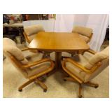 Handcrafted Two Leaf Oak Table 38ï¿½" x 37ï¿½"Open