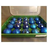 Sterilite Ornament Case, Holds 20 3ï¿½" Ornaments