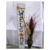 Wood Welcome front porch Sign, Dried Arrangement