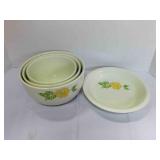 Vintage Universal Ballerina Yellow Daisey mixing