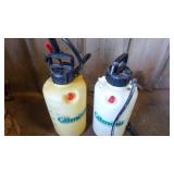 2 HAND HELD SPRAYERS