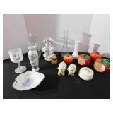 Figurines, Vases, Misc (1 box)