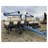 2009 Kinze 3200 12 Row Planter