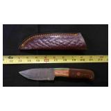 Spear Point Knife With Sheath