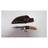 Hunting Knife With Sheath