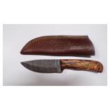 Hunting Knife With Sheath