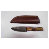 Spear Point Knife With Sheath