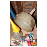 FUNNELS, SMALL BEARINGS