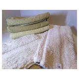 Cotton Throw Rug 38"x24" & bath mat, 3 Towels