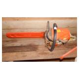 STIHL 18" CHAIN SAW, PULLS THROUGH