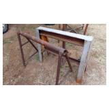 2 METAL SAW HORSES PIPE STAND