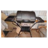 CHAR-BROIL GRILL, PROPANE , GOOD SHAPE