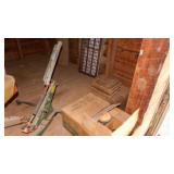 TRAP THROWER, 2- BOXES OF CLAYS