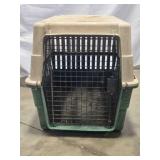 Plastic pet kennel