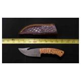 Gut Hook Knife With Sheath