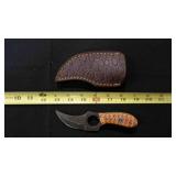 Finger Hole Skinner Knife With Sheath