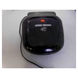 George Foreman Grill Model GR0040B - Powers ON