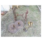 Vintage/Antique Singer Sewing Stand