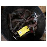 2-rubber tubs with hitch pins