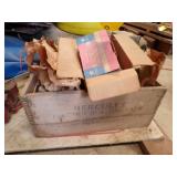 Hercules Blasting box with screws