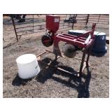 3 Pt. Elston GA 800 Gopher Getter