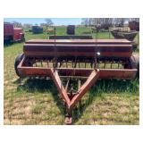 International 510 grain drill