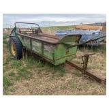 John Deere Manure spreader
