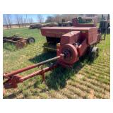 New Holland 276 Hay baler