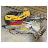 DeWalt 12" Double Bevel Sliding Compound Miter Saw