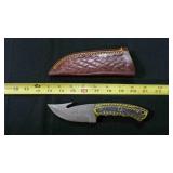 Gut Hook Knife With Sheath