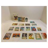 (22) Topps Baseball Trading Cards; Carlos Lee,