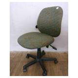 New Heavenly Sewing Chair Petite