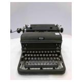 Vintage Royal Typewriter--moves smoothly, not