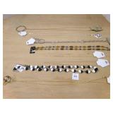 8 NEW Fashion Necklaces & Bracelets