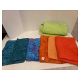 6-table cloths made from quilting fabric, 2-green