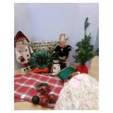 Christmas Decorations in tote--ceramic wreath on