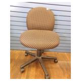 Ergonomic Advantage Sewing Chair-Petite nearly new