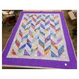 Quilt-Machine Pieced & machine Quilted 53"x64