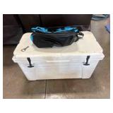 YETI! 75 COOLER AND BOTTLE OPENER, BLUE BAG