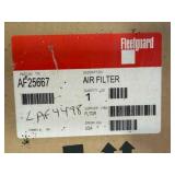1-Fleetguard air filter