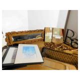 Bathroom Decor, Pictures (1 box)