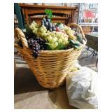 Basket of Decor Grapes, 13' x 16'