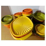 Tupperware Bowls/ Lids (1 box)
