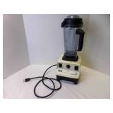 Vita-Mix 5000 Total Nutrition Center Blender 1350-