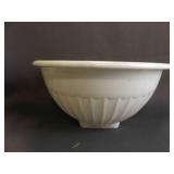Vintage Anchor Hocking Vitrock Milk Glass Mixing